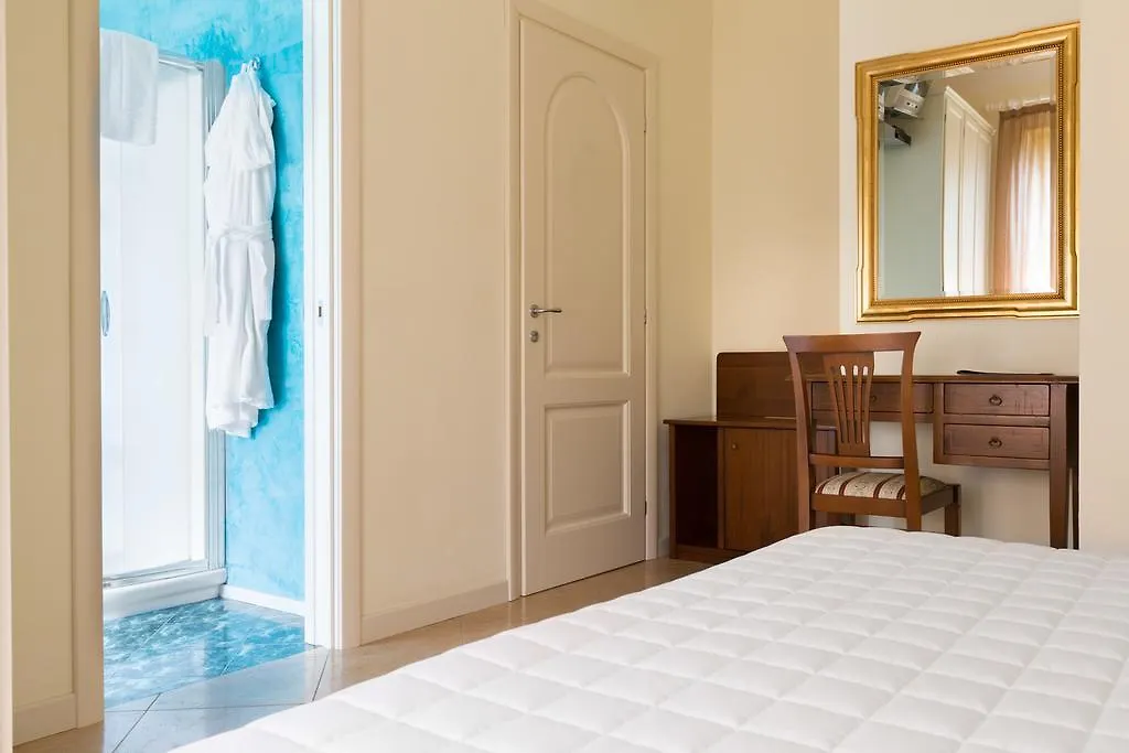 Torre Degli Ulivi Bed & Breakfast Tignale