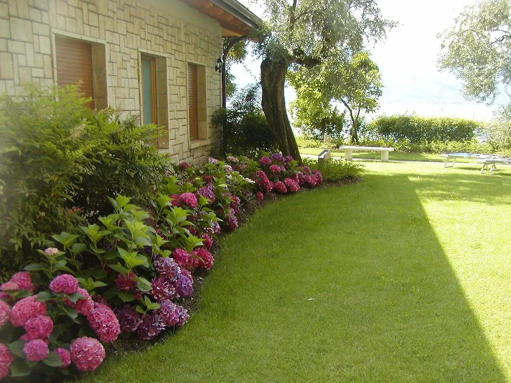 Torre Degli Ulivi Bed & Breakfast Tignale