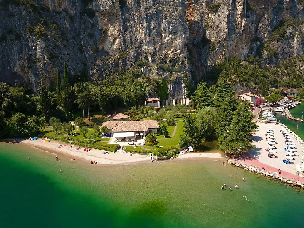 Torre Degli Ulivi Bed & Breakfast Tignale 0*,