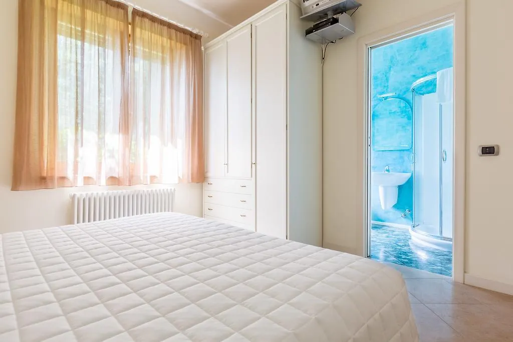 Torre Degli Ulivi Bed & Breakfast Tignale