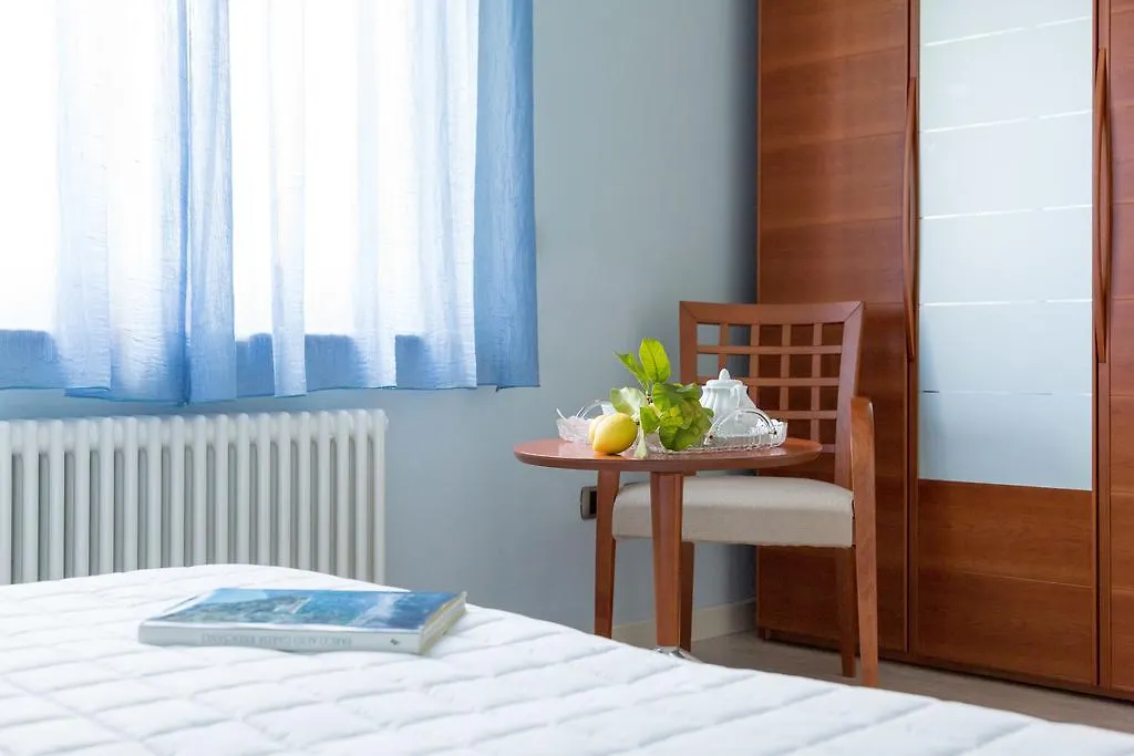 Torre Degli Ulivi Bed & Breakfast Tignale Italy