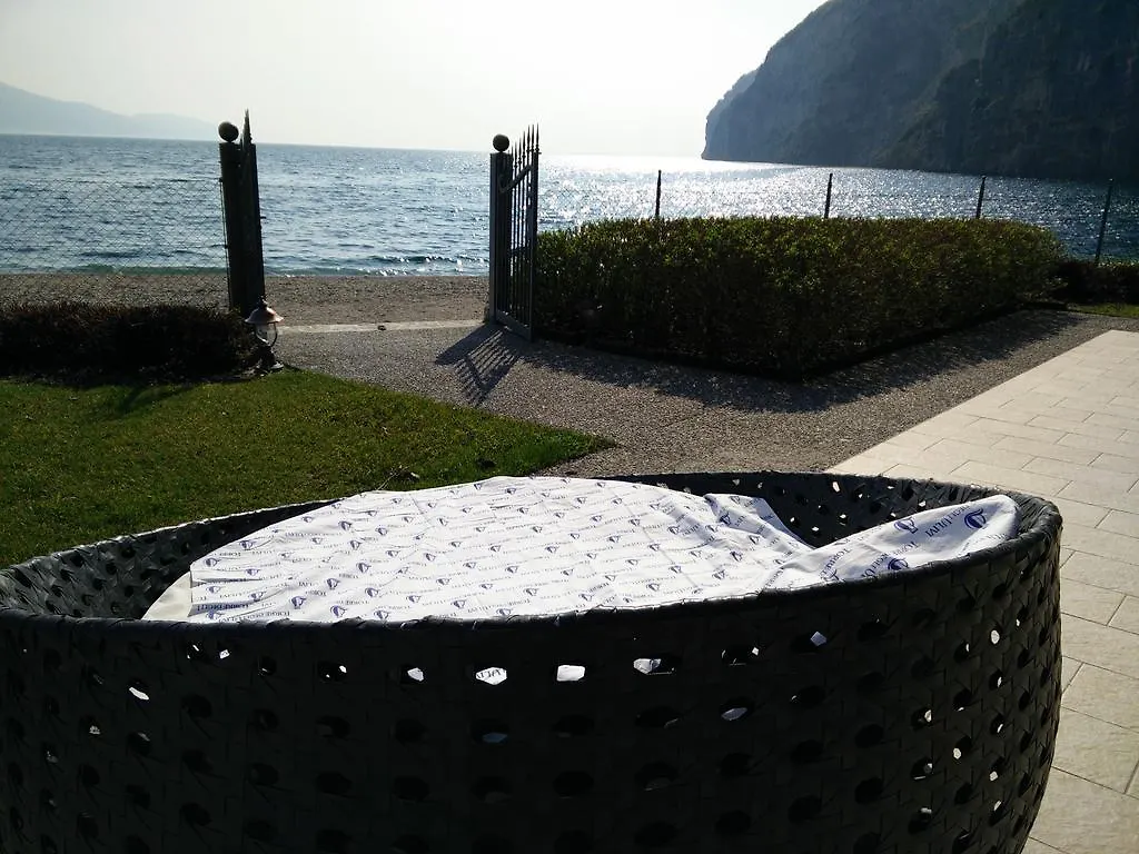 Torre Degli Ulivi Bed & Breakfast Tignale Italy