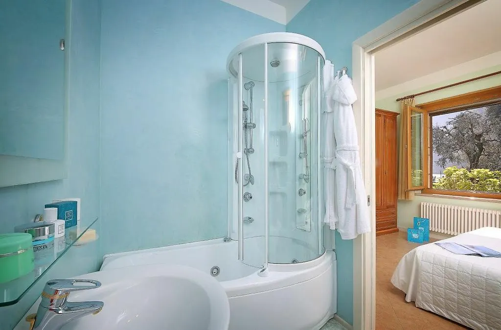 Torre Degli Ulivi Bed & Breakfast Tignale
